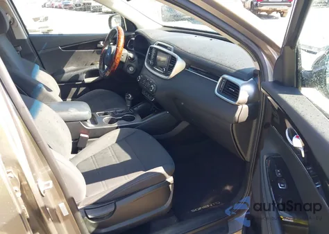 2018 Kia Sorento 2.4L Lx из США, поврежденный, VIN 5XYPG4A33JG416825